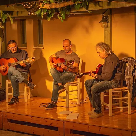 מלון Dalabelos Estate - Traditional Agrotourism Complex 3*