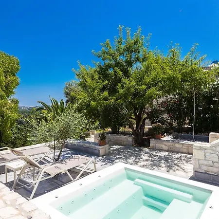 Dalabelos Estate - Traditional Agrotourism Complex מלון 3*